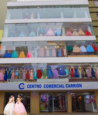 disenadora-de-vestidos-en-gamarra-galeria-centro-comercial-carrion-vestidos-de-fiesta